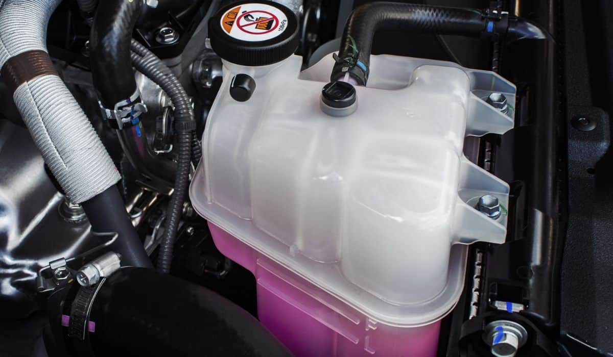 Reasons Why Coolant Reservoirs Matter for Your Holden Captiva?